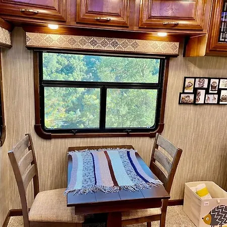 Happy Hedgehog River Views Hot Tub Private Ahwahnee Extérieur photo